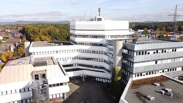 Kfz-Zulassungsstelle im Landratsamt Nürnberger Land wegen EDV-Umstellung eingeschränkt erreichbar